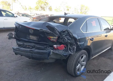 2015 Volkswagen Passat 1.8T Limited Edition from USA, damaged, VIN 1VWAS7A31FC101729